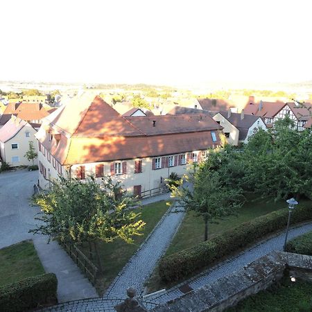 Turmstueble Im Torhaus Von 1545 Apartment Burgbernheim Exterior photo