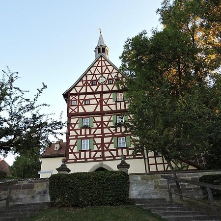 Turmstueble Im Torhaus Von 1545 Apartment Burgbernheim Exterior photo