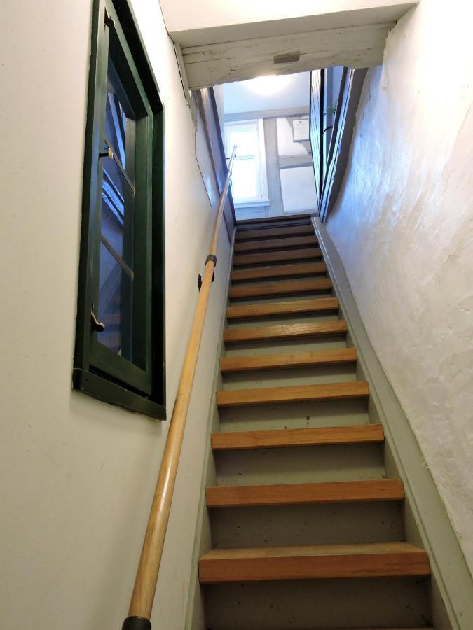 Turmstueble Im Torhaus Von 1545 Apartment Burgbernheim Exterior photo